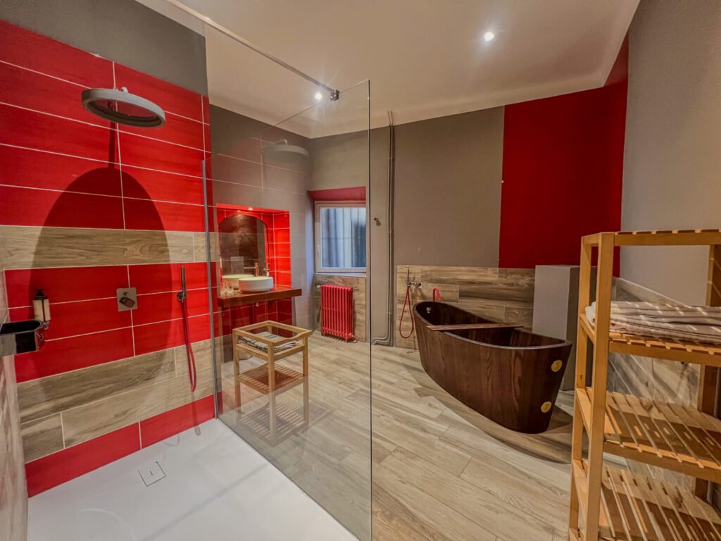 Salle de bain Chambre Fênetre sur cour Hôtel d'Alibert Caunes-Minervois