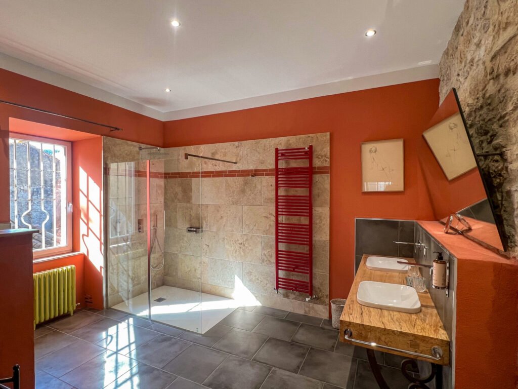 Salle de bain Chambre Le groupe Hôtel d'Alibert Caunes-Minervois