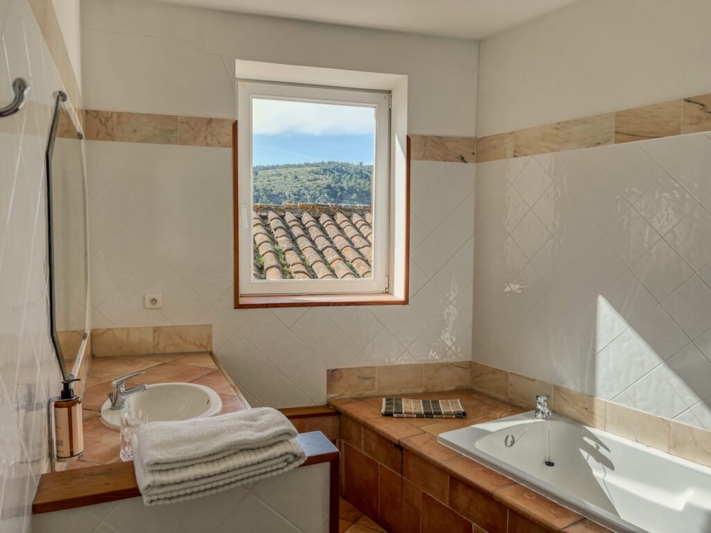 Salle de bain Chambre Le furet Hôtel d'Alibert Caunes-Minervois